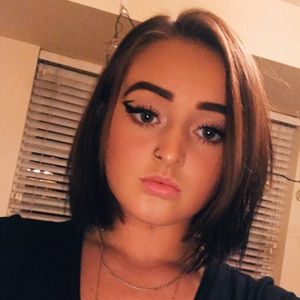 Meet your Posher, Talia